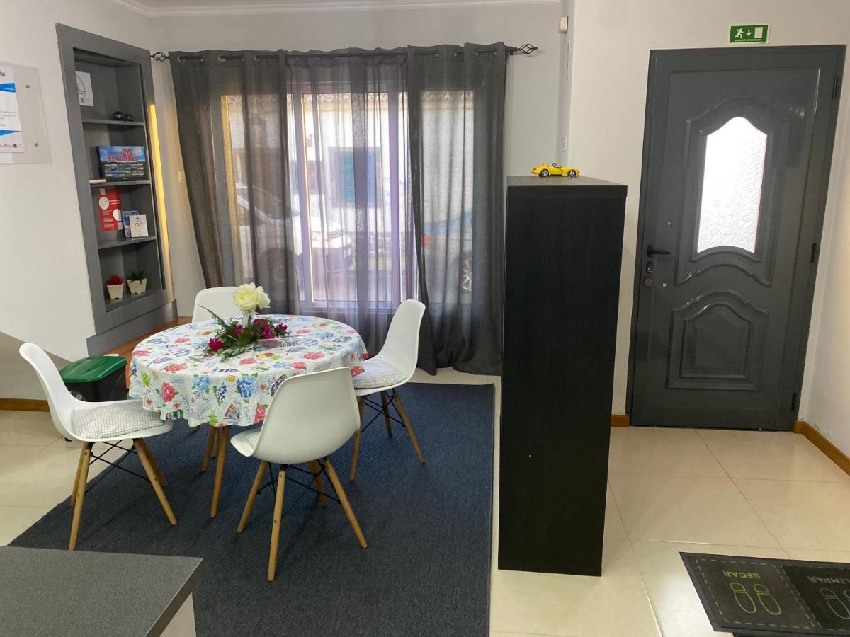 蓬塔德尔加达Alojamento House 66公寓 外观 照片