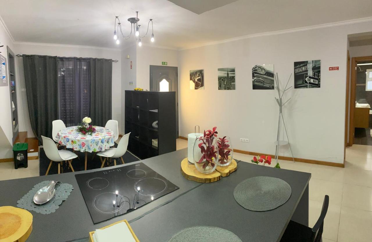 蓬塔德尔加达Alojamento House 66公寓 外观 照片