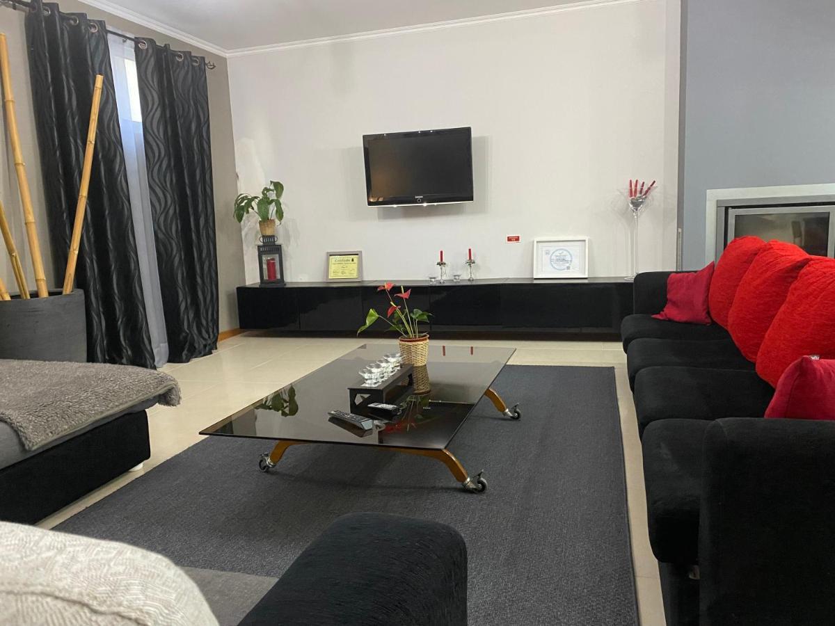 蓬塔德尔加达Alojamento House 66公寓 外观 照片