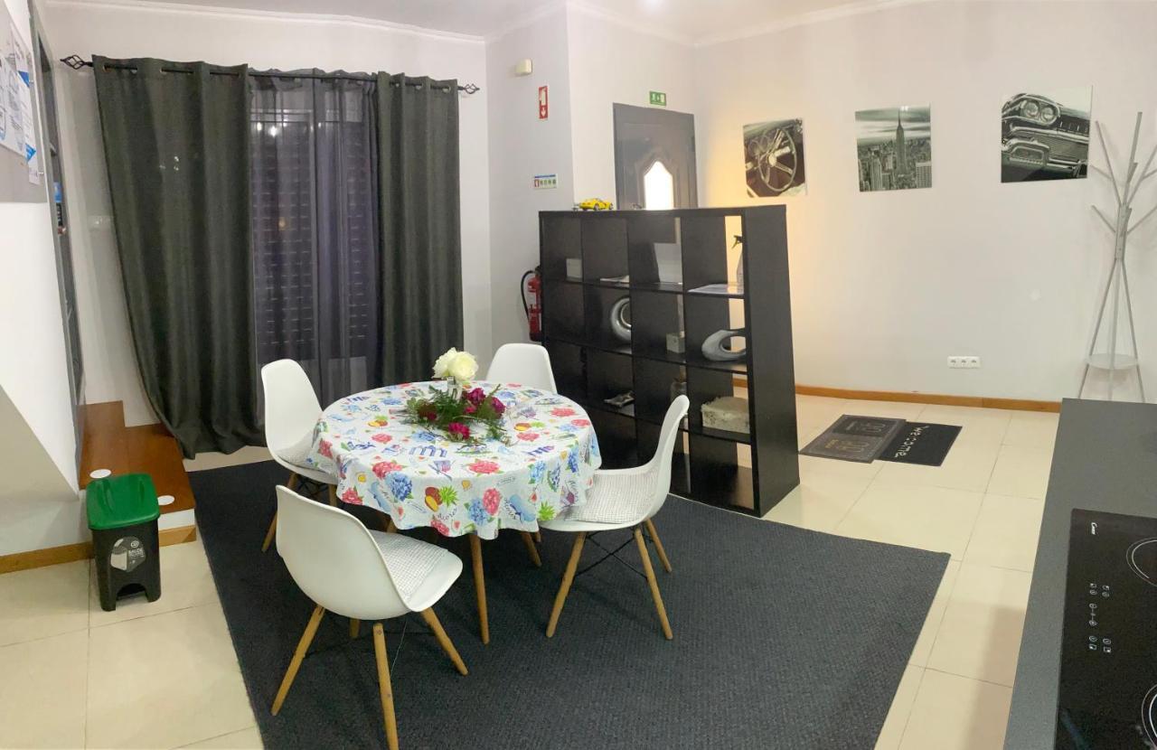 蓬塔德尔加达Alojamento House 66公寓 外观 照片
