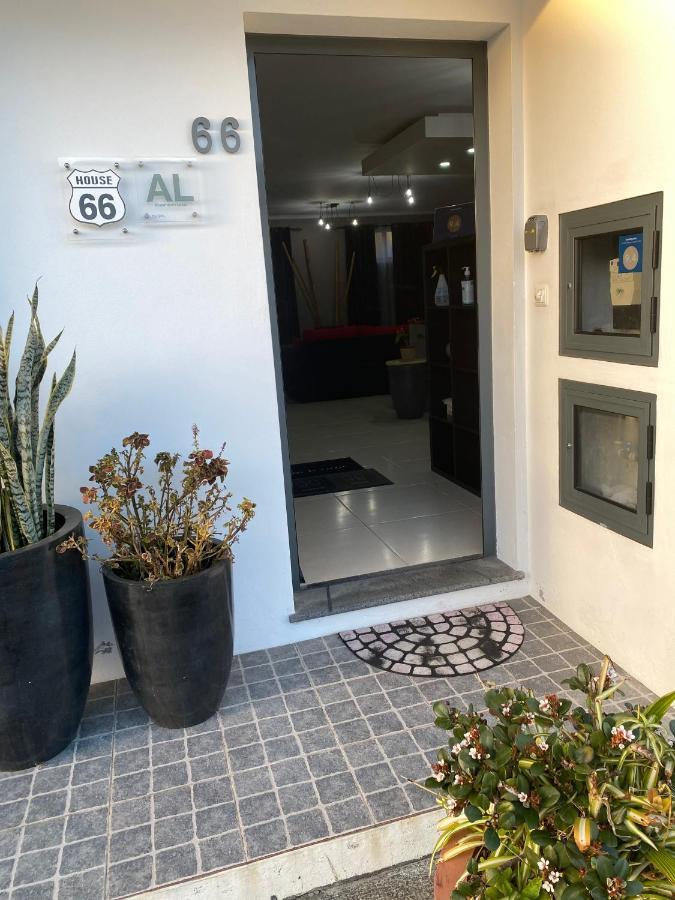 蓬塔德尔加达Alojamento House 66公寓 外观 照片